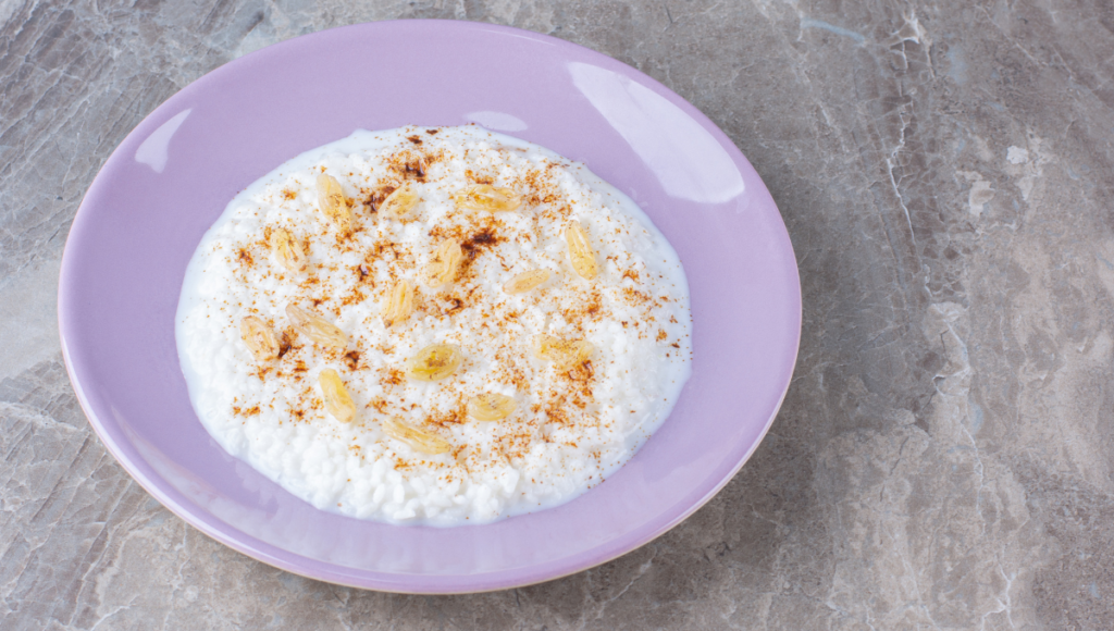 ¿Dónde se originó el arroz con leche?